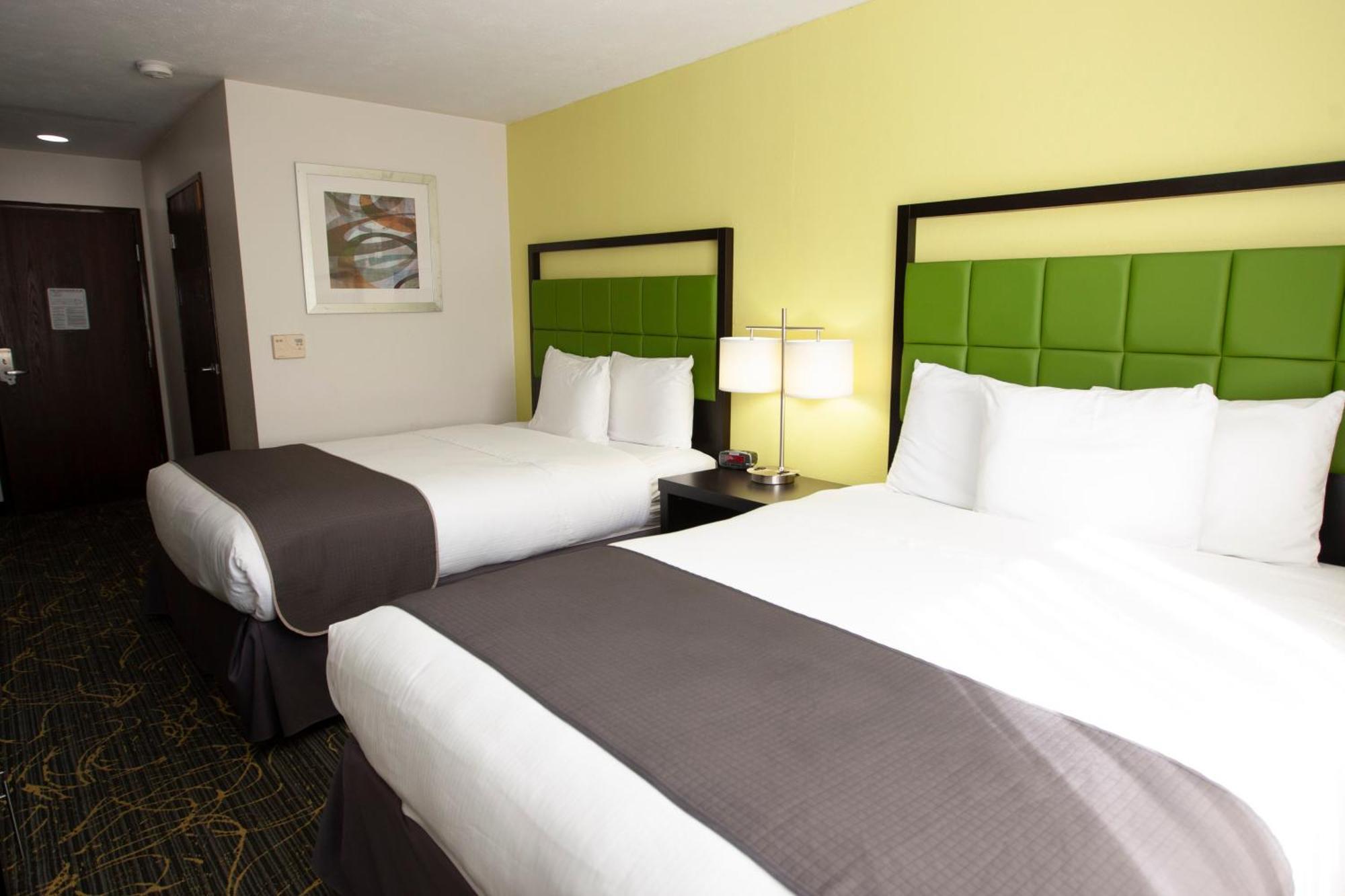 Americinn And Suites By Wyndham Delafield-Waukesha-Milwaukee Cameră foto